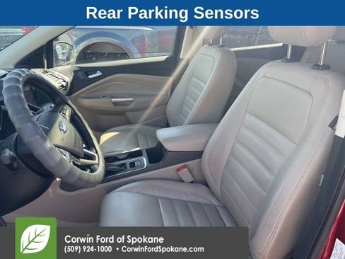 Used 2018 Ford Escape SEL image 9