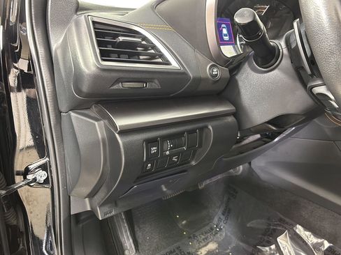 Used 2018 Subaru Crosstrek 2.0i Limited AWD/4WD image 26