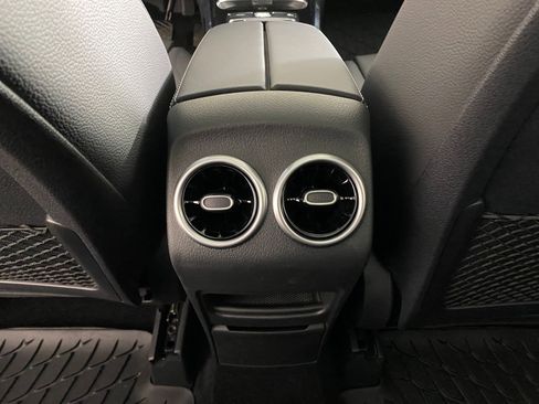 New 2026 Mercedes-Benz GLB 250 4MATIC image 29