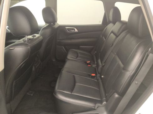 Used 2015 Nissan Pathfinder SL w/ Cargo Package FWD image 18