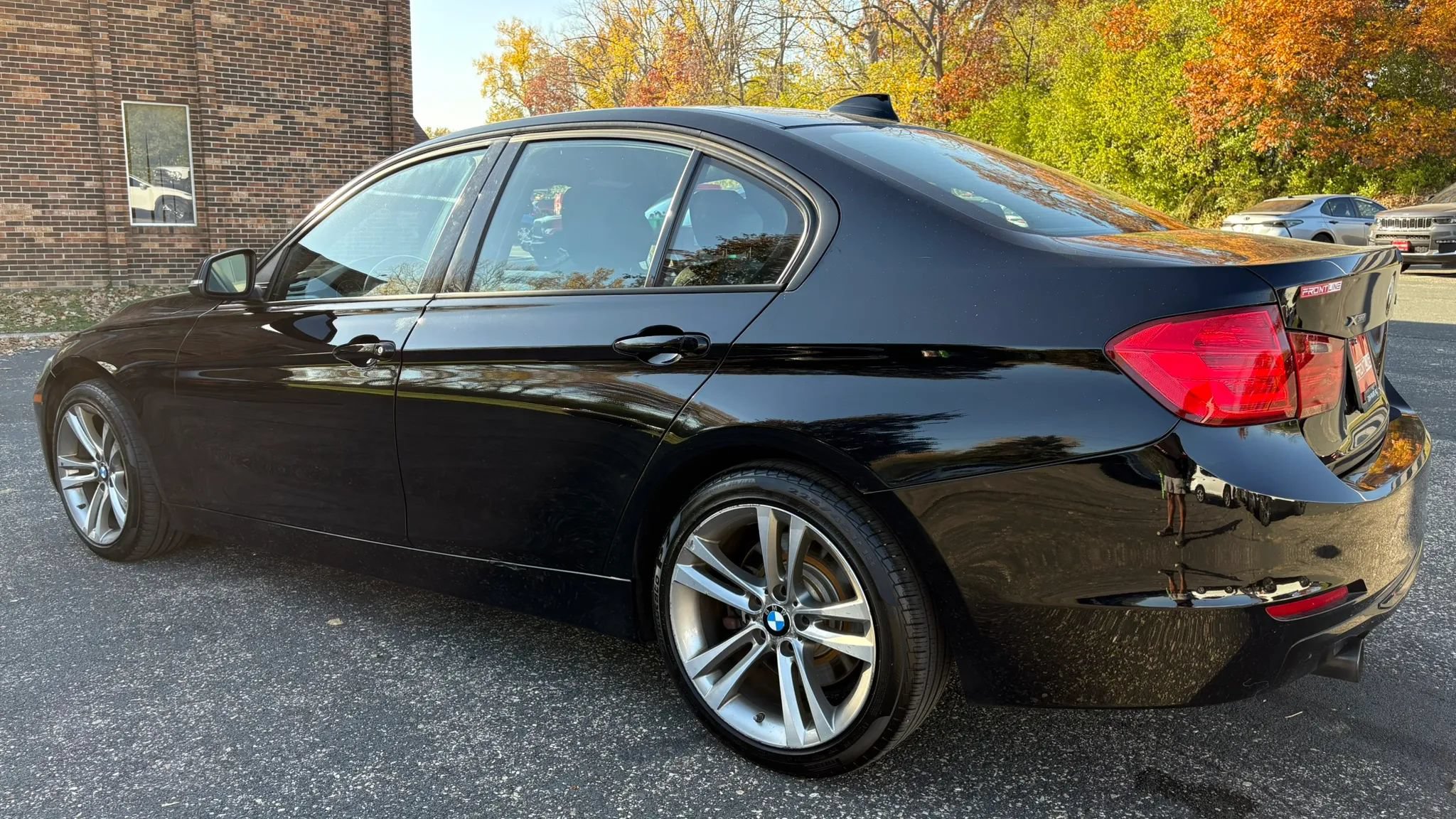 Used 2013 BMW 335i xDrive Sedan AWD/4WD image 6