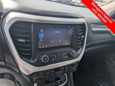 Used 2023 GMC Acadia SLT AWD/4WD image 20