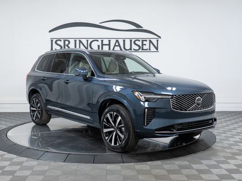 New 2026 Volvo XC90 B6 Core image 3