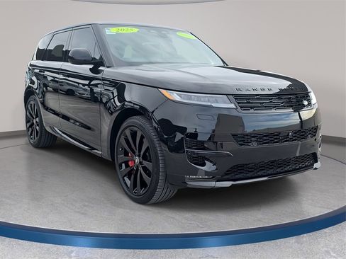Certified 2025 Land Rover Range Rover Sport Dynamic SE image 3
