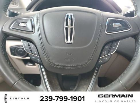 Used 2020 Lincoln MKZ Reserve image 23