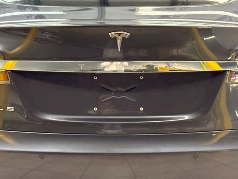 Used 2015 Tesla Model S P85D image 11