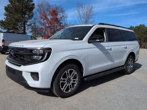 New 2025 Ford Expedition Max Active image 7