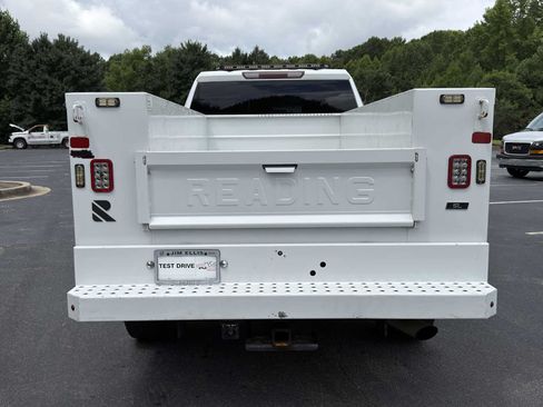 Used 2024 GMC Sierra 3500 Pro w/ Convenience Package AWD/4WD image 5
