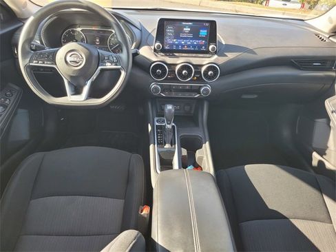 Used 2024 Nissan Sentra SV image 16