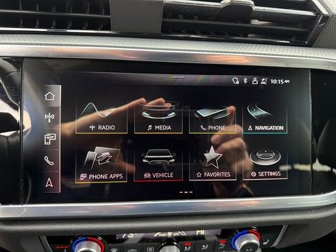 Used 2022 Audi Q3 2.0T Premium Plus w/ Premium Plus Package image 18