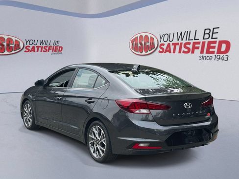 Used 2020 Hyundai Elantra Limited w/ Cargo Package (C1) FWD image 4