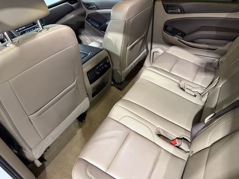 Used 2019 Chevrolet Suburban LT AWD/4WD image 35