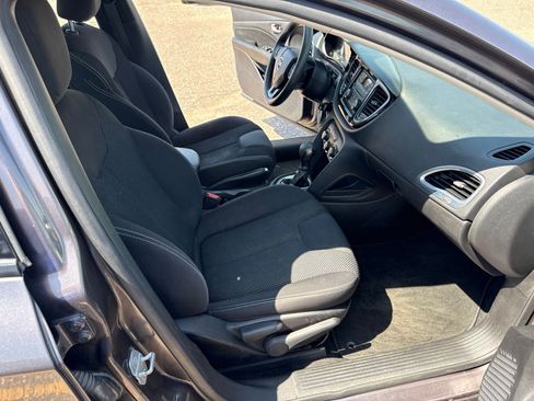 Used 2016 Dodge Dart SXT FWD image 33