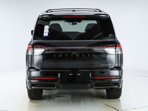 New 2026 INFINITI QX80 4WD w/ Sport Exterior Package image 8
