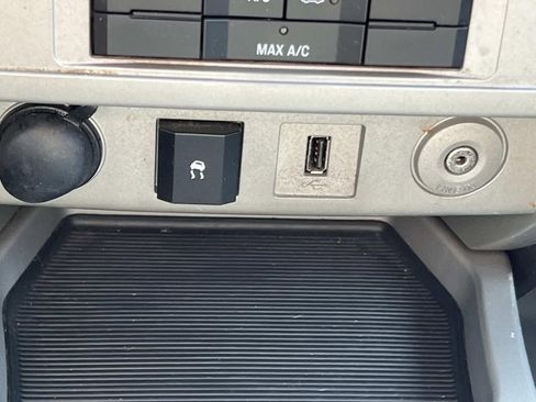 Used 2009 Ford Escape XLT image 20