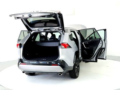Used 2024 Toyota RAV4 XSE w/ Advanced Technology Package AWD/4WD image 11