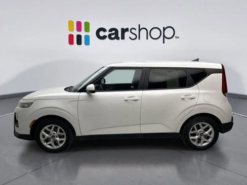 Used 2020 Kia Soul S image 2