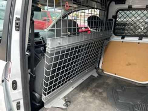 Used 2020 Ford Transit Connect XL FWD image 10