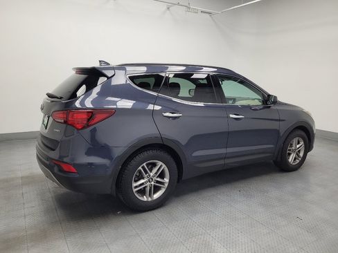 Used 2017 Hyundai Santa Fe Sport image 10