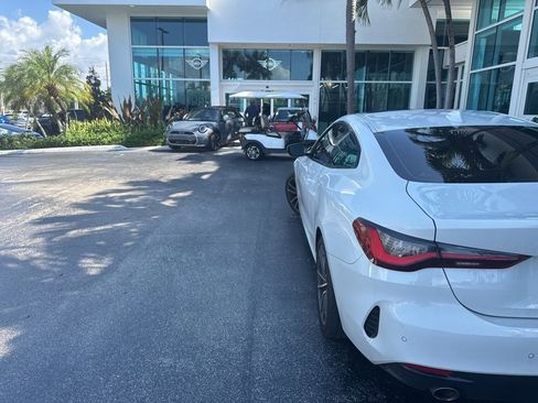 Used 2023 BMW 430i Coupe w/ Premium Package RWD image 6