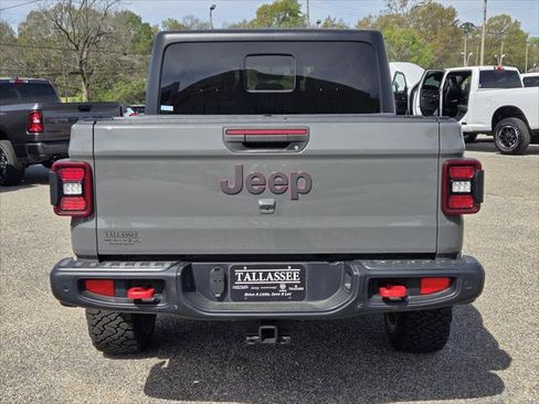 Certified 2021 Jeep Gladiator Rubicon AWD/4WD image 8