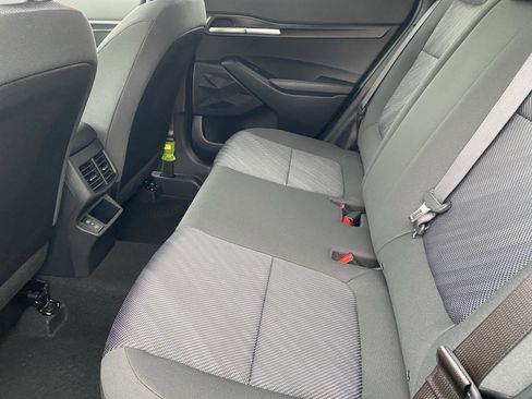 New 2026 Kia Seltos LX FWD image 15