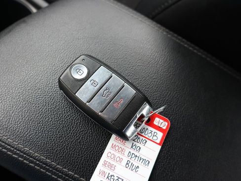 Used 2019 Kia Optima S image 31
