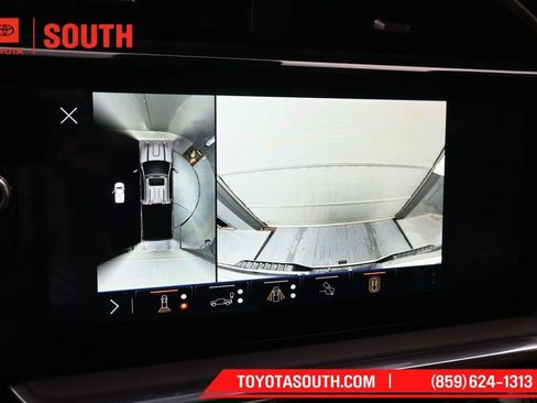 Used 2024 GMC Sierra 2500 Denali Ultimate AWD/4WD image 20