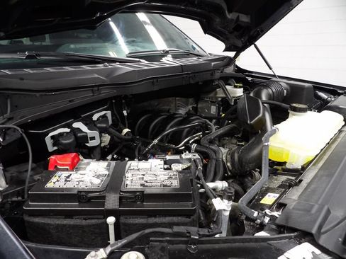 Used 2025 Ford F150 Lariat AWD/4WD image 28
