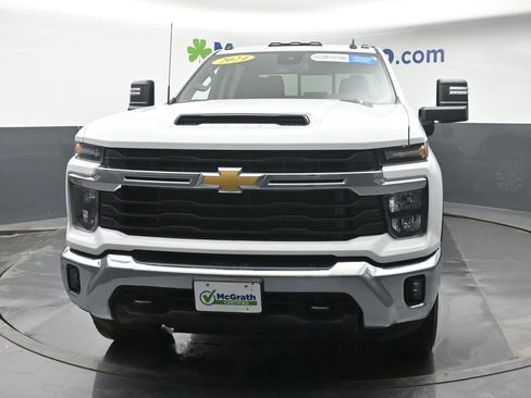 Used 2024 Chevrolet Silverado 3500 LT w/ Convenience Package image 5