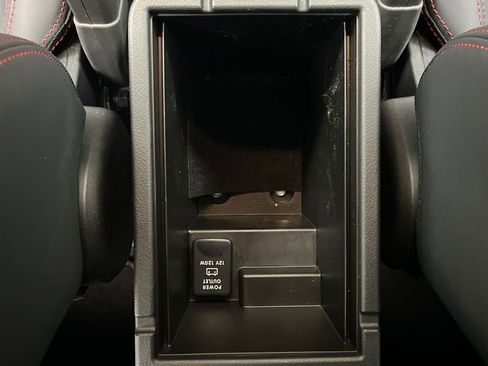 Used 2025 Mitsubishi Outlander Sport SE image 36