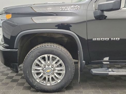 Used 2022 Chevrolet Silverado 2500 High Country image 19