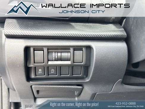 Used 2021 Subaru Crosstrek 2.0i AWD/4WD image 31