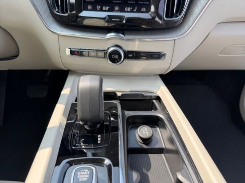 Used 2024 Volvo XC60 T8 Plus w/ Protection Package Premier AWD/4WD image 11