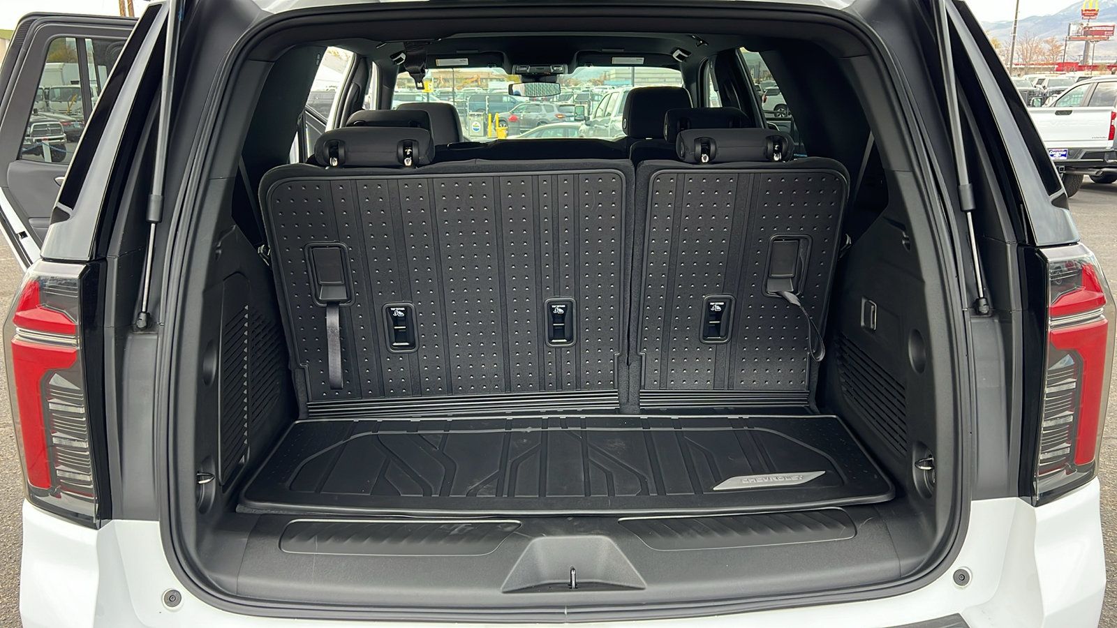 New 2026 Chevrolet Tahoe LS AWD/4WD image 12