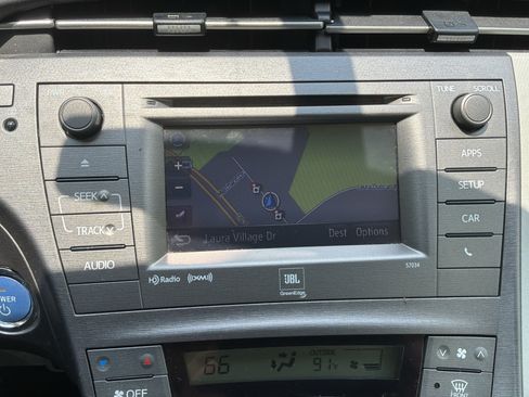 Used 2014 Toyota Prius Four FWD image 24