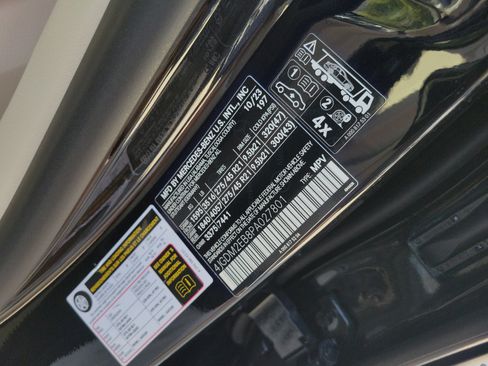 Certified 2023 Mercedes-Benz EQS 450+ 4MATIC SUV image 36
