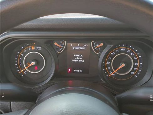 Used 2025 Jeep Gladiator Sport AWD/4WD image 17