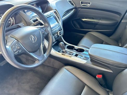 Certified 2018 Acura TLX FWD image 10