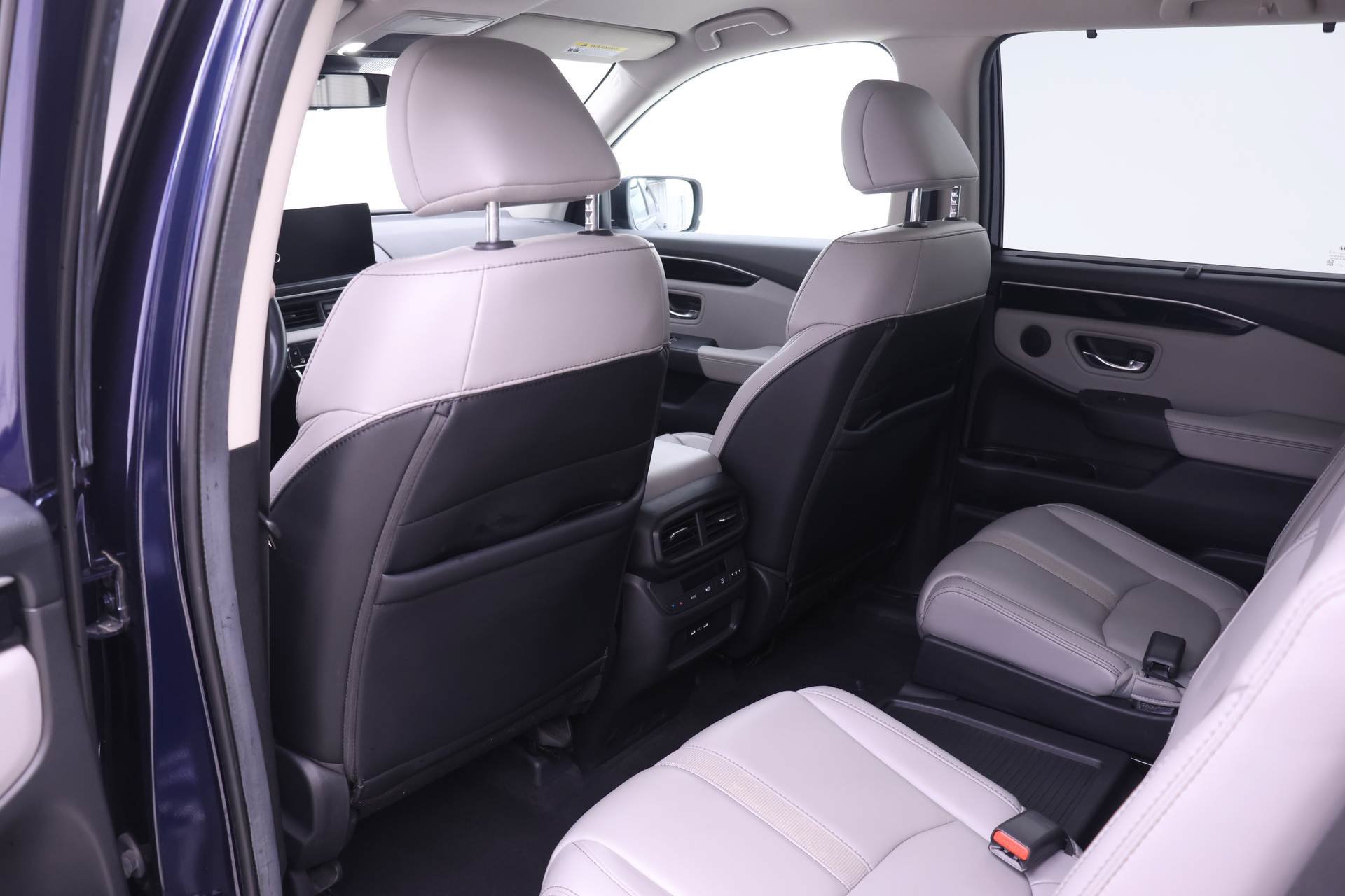Certified 2024 Honda Pilot EX-L image 10