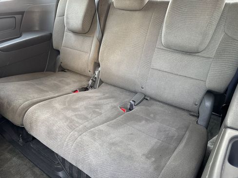 Used 2012 Honda Odyssey EX image 32