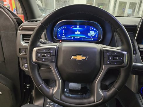 Used 2024 Chevrolet Tahoe LT AWD/4WD image 17