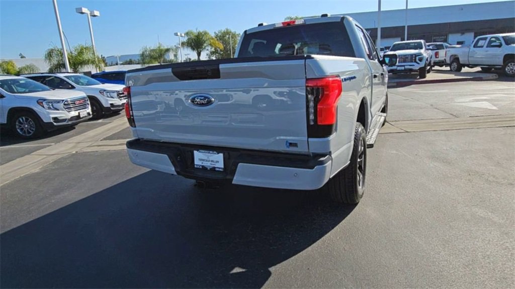 Used 2023 Ford F150 Lightning XLT AWD/4WD image 9