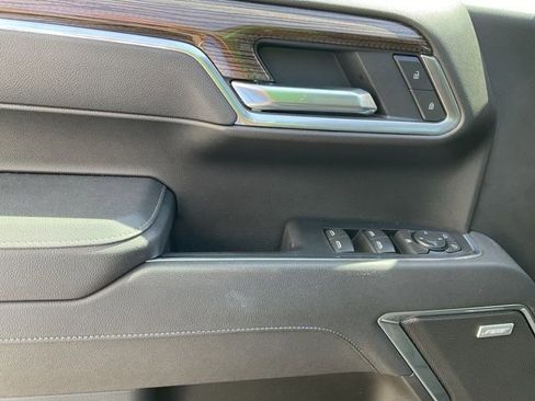 Used 2025 Chevrolet Silverado 1500 RST image 35