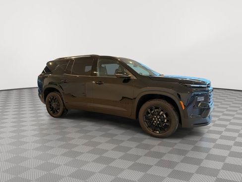 New 2026 Chevrolet Traverse LT w/ Midnight/Sport Edition FWD image 13