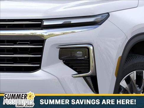 New 2026 Chevrolet Traverse LT w/ Sun and Wheel Package AWD/4WD image 10