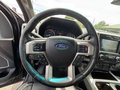 Used 2019 Ford F350 Lariat AWD/4WD image 9