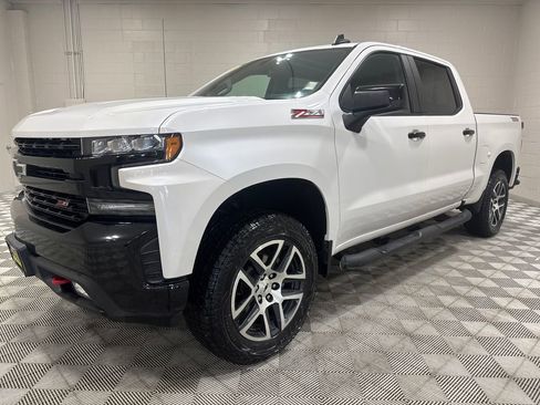 Used 2020 Chevrolet Silverado 1500 LT Trail Boss AWD/4WD image 7