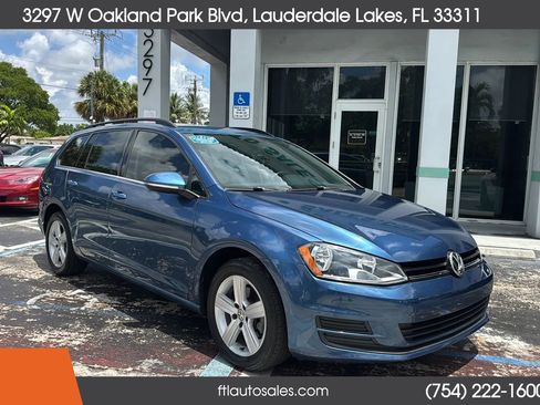 Used 2015 Volkswagen Golf TDI S FWD image 3