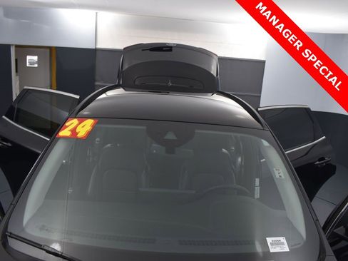 Used 2024 Ford Escape Platinum image 23